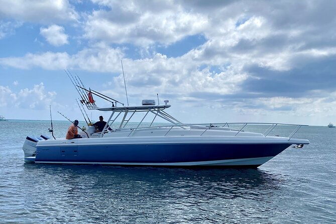 grand-cayman-luxury-full-day-private-charter-aboard-mojito-majic