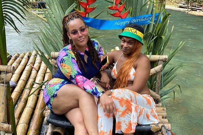 great-river-bamboo-rafting-limestone-massage-for-couples