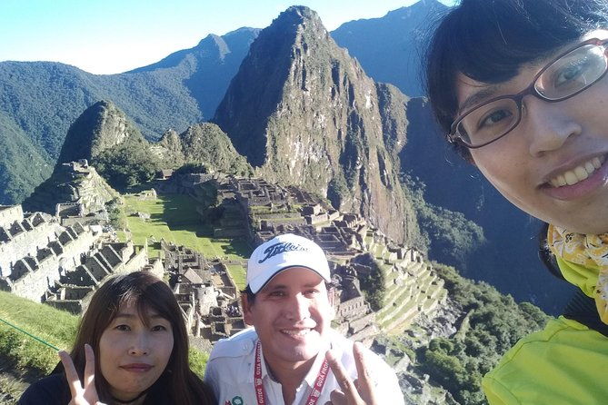 group-tour-in-machu-picchu-from-aguas-calientes