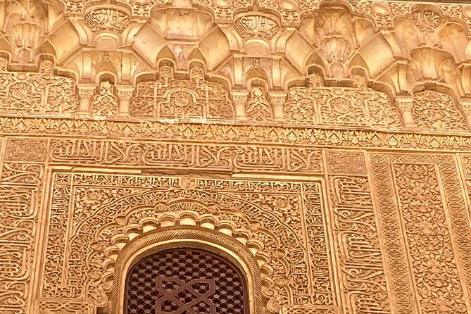 group-visit-to-the-alhambra-and-generalife-tickets-included-2