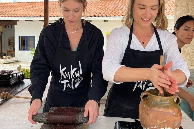 guatemalan-bean-to-bar-ceremonial-cacao-and-chocolate-experience