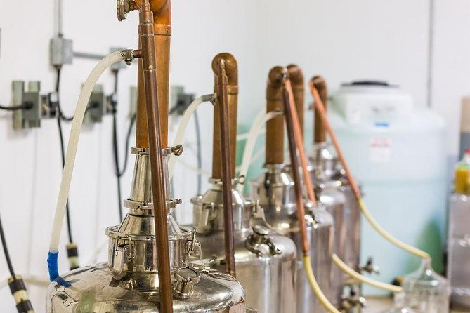 guided-distillery-tour-rum-tasting