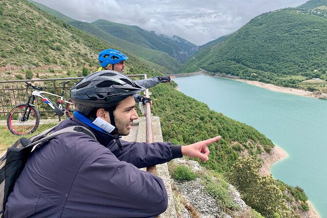 guided-ebike-tour-of-lake-fiastra