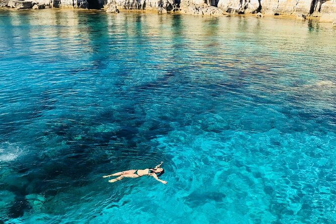 guided-snorkeling-trip-to-the-turtles-in-protaras