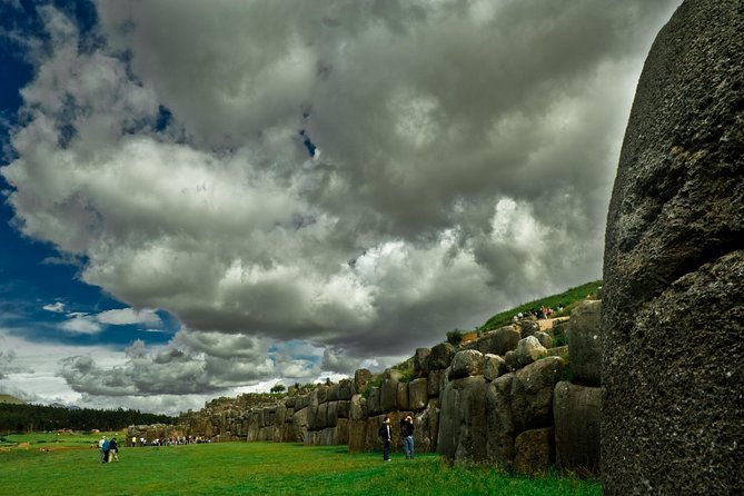 half-day-city-tour-of-cusco-including-tambomachay
