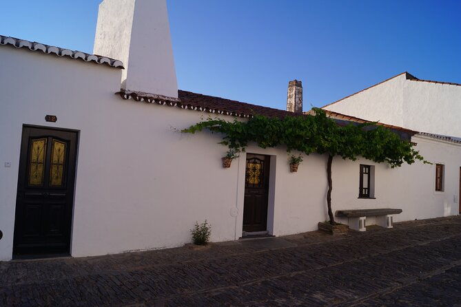 half-day-guided-monsaraz-village-and-castle-tour-from-evora