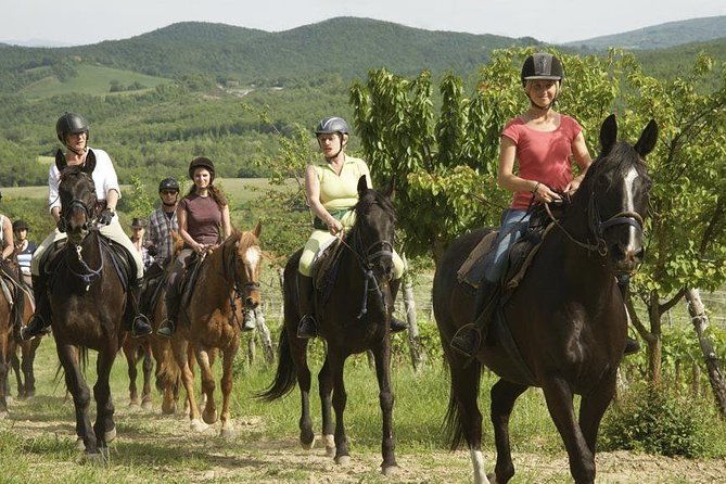 half-day-horseback-ride-in-tuscany