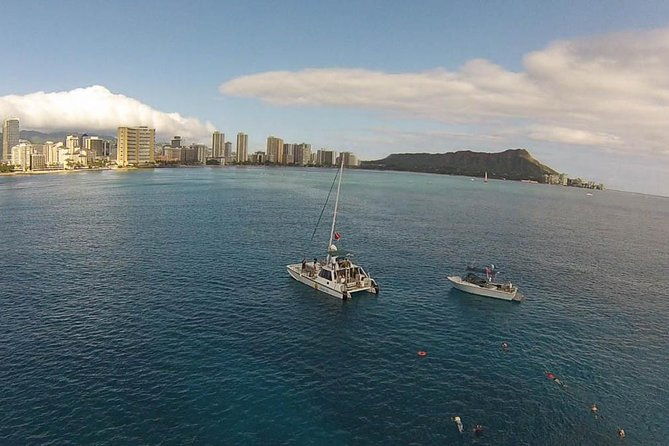 half-day-oahu-combo-adventure-bike-sail-and-snorkel
