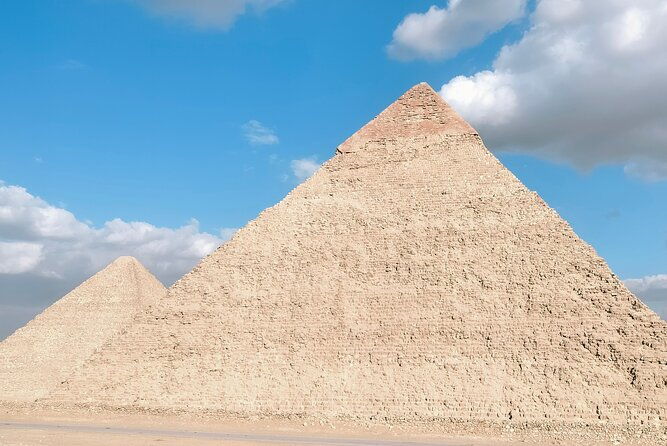 half-day-private-tour-giza-pyramids-the-sphinx-and-camel-ride