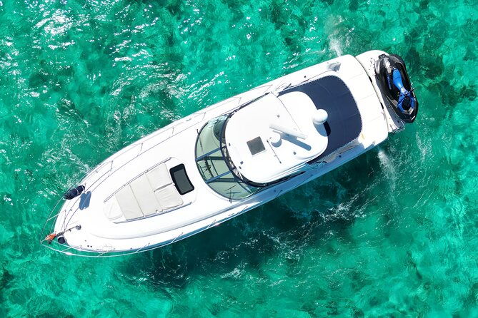 half-day-private-tour-with-jet-ski-experience-in-cayman-island