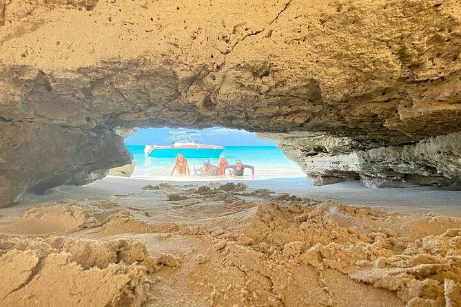 half-day-snorkeling-sightseeing-island-hopping-private-charter