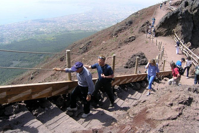 half-day-trip-to-mt-vesuvius-from-naples