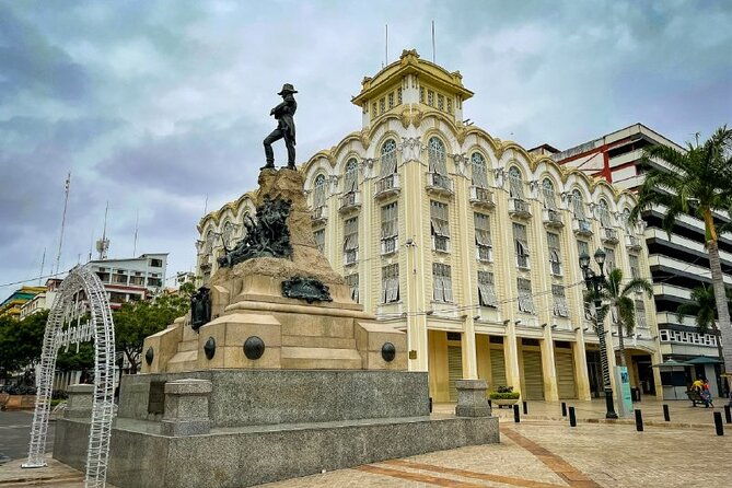 half-day-walking-tour-of-guayaquil-pearl-of-the-pacific