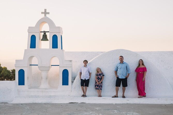 hire-photographer-professional-photo-shoot-santorini