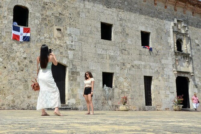historical-tour-of-santo-domingo-and-3-eyes-caves-with-lunch