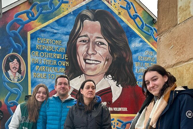 history-of-belfast-conflict-and-terror-1-hour-black-taxi-tour