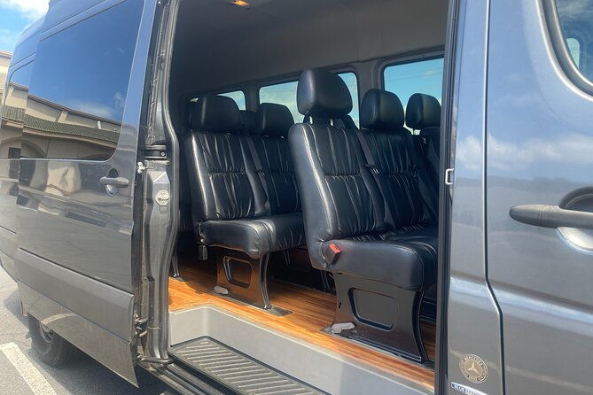 hnl-airport-waikiki-private-transfer-by-brand-new-mercedes-van