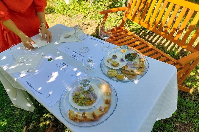 horseback-riding-with-wine-and-food-tasting-in-lazise-countryside