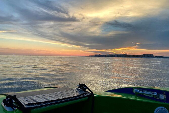 hydrojet-dolphin-sunset-cruises-in-destin
