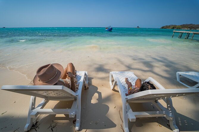 ibbiza-island-beach-club-in-islas-del-rosario