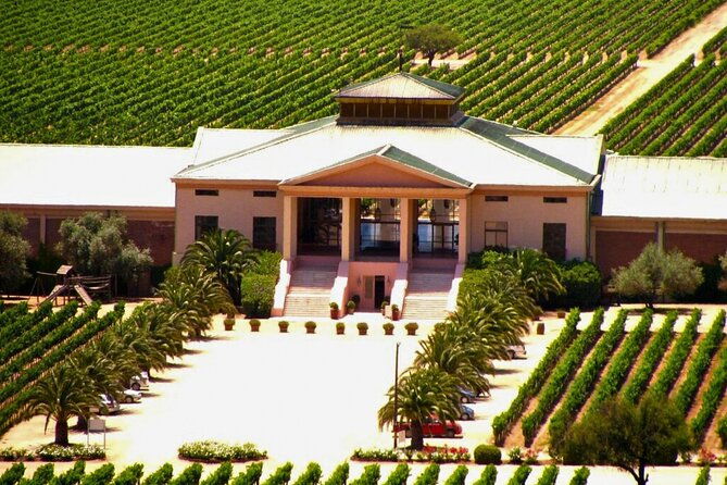 isla-negra-algarrobo-and-vina-casas-del-bosque