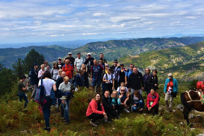 jeep-safari-berat-hiking-caravan-mule-in-tomori-holy-mount-2