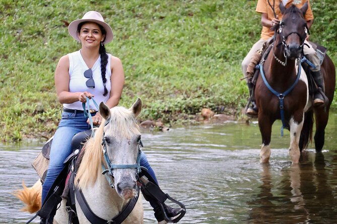 jungle-horseback-cave-tube-adventure