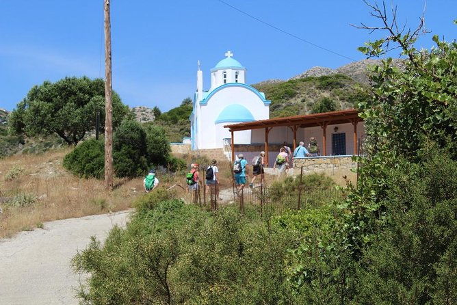 karpathos-valley-walk-in-pigadia-easy-guided-walking-tour