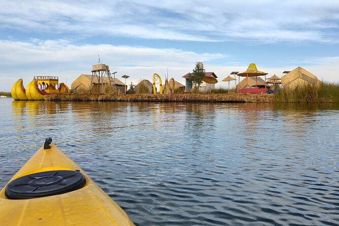 kayak-uros-more-connection-with-taquile-island