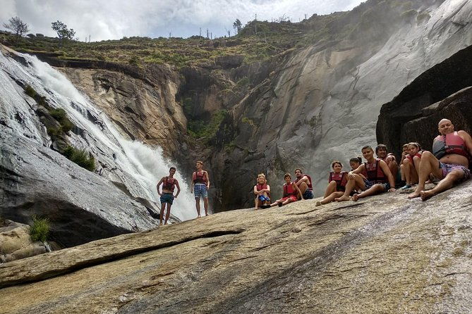 kayaking-in-ezaro-waterfall