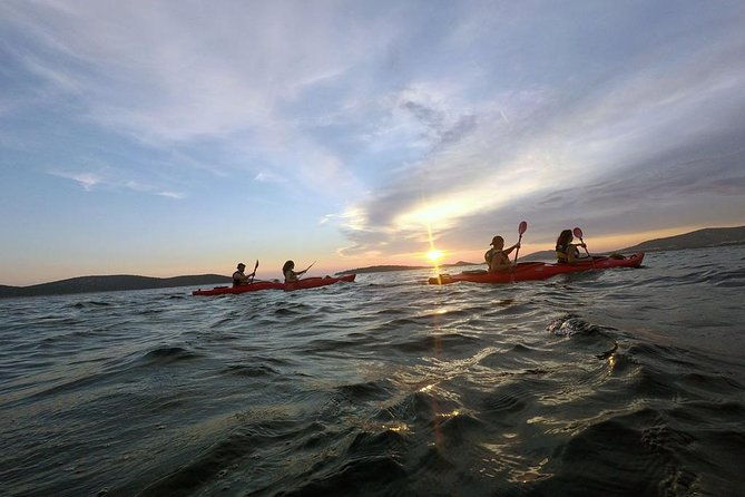 kayaking-to-the-island-prvic-2