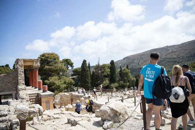 knossos-palace-self-guided-treasure-hunt-tour