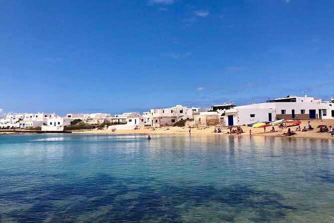 la-graciosa-island-tour-for-cruise-passengers-from-lanzarote-2