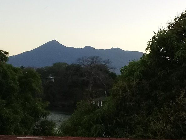 lake-nicaragua-kayak-tour