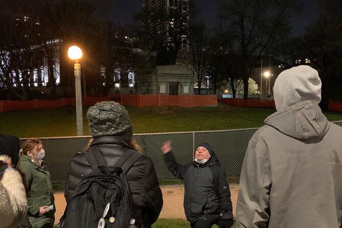 lincoln-park-hauntings-ghost-investigation-tour-2