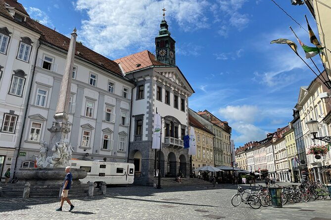 ljubljana-postojna-cavepredjama-castle-with-tickets-from-zagreb