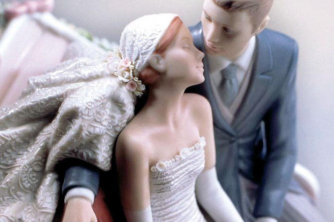 lladro-factory-visit-and-paella-lunch-at-the-beach