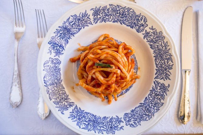 lunch-or-dinner-and-cooking-demo-at-a-local-home-in-otranto