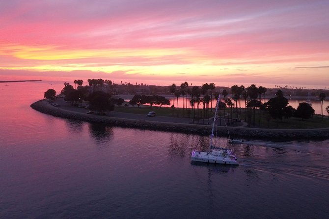 luxury-catamaran-sailing-charter-of-san-diego