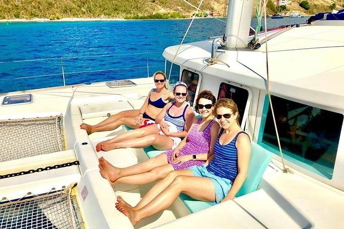 luxury-catamaran-sailing-charters-in-maine