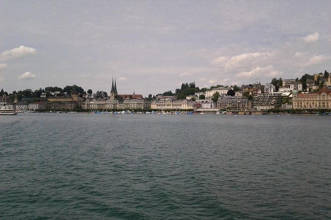 luzern-discovery-small-group-city-walk-with-lake-cruise
