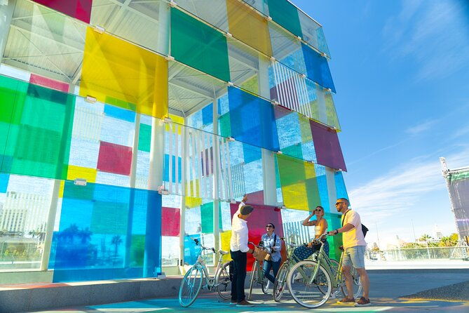 malaga-city-highlights-guided-vintage-bike-tour