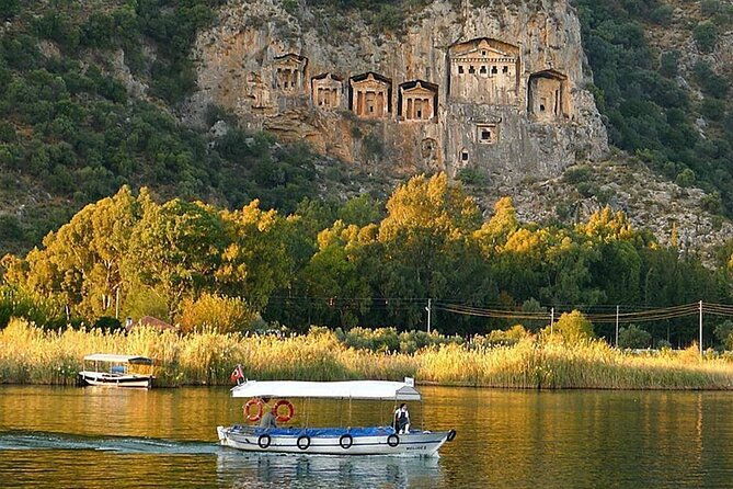 marmaris-dalyan-tour-by-boat-with-famous-mud-baths-king-tombs