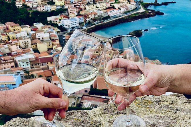 medieval-village-walking-tour-with-aperitif-in-castelsardo