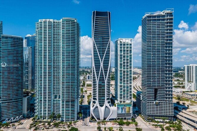 miami-city-and-boat-tour-little-havana-included-plus-free-bike-rental-in-sobe