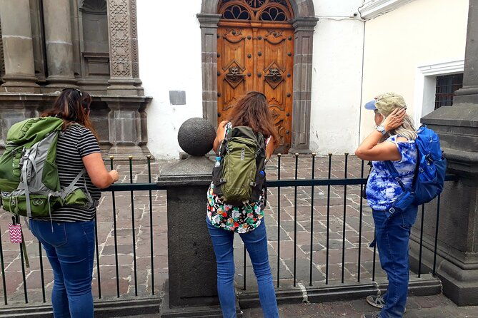 middle-of-the-world-and-quito-private-city-tour