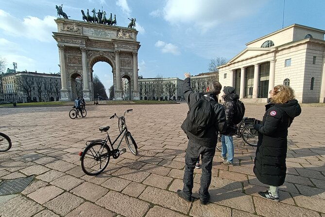 milan-bicycle-tour-live-tourist-guide-3-hours-and-half
