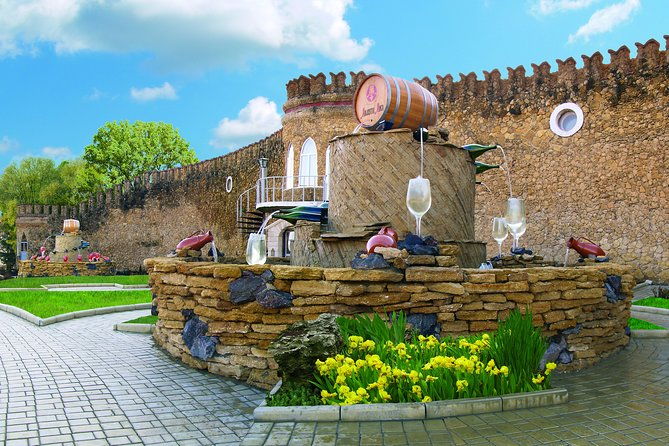 milestii-mici-is-the-largest-cellars-of-wine-in-the-world-tour
