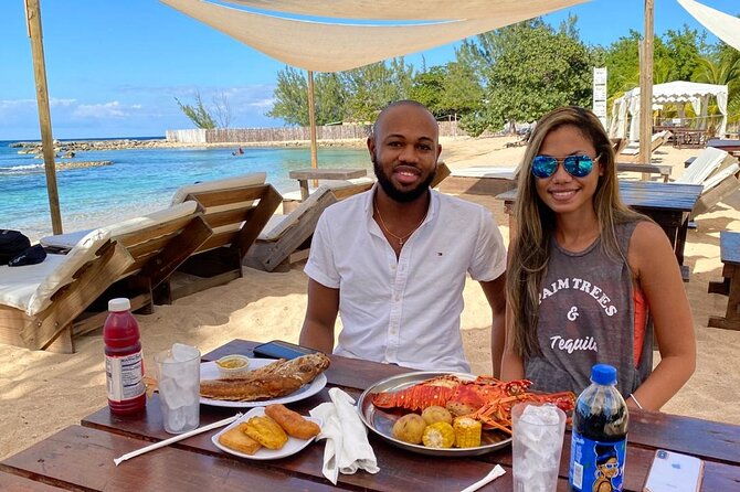 montego-bay-bamboo-beach-club-with-lunch-and-cocktails