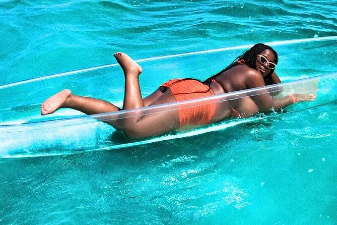 montego-bay-clear-water-kayaking-with-photoshoot-and-shopping